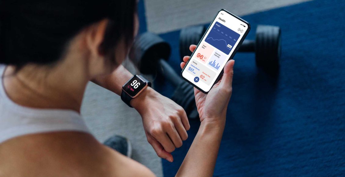 How to track fitness goals with wearable devices