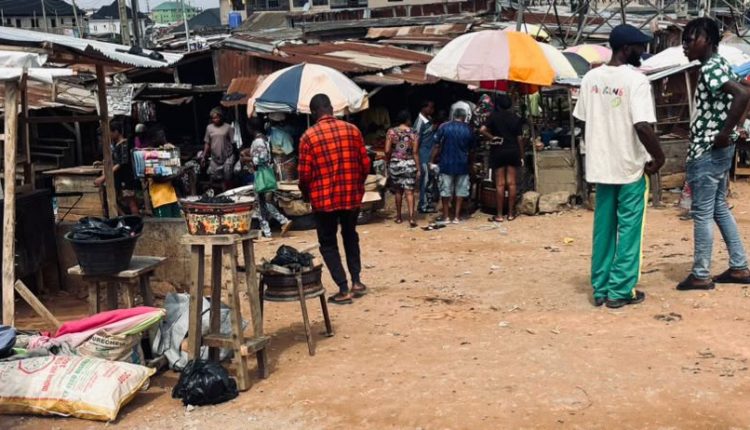 Petty traders i